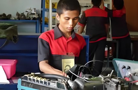 Jasa Service Motor  SMK Darul hikmah